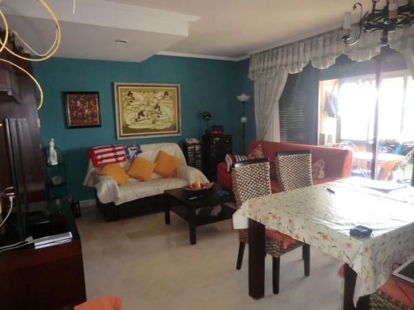 Piso en calle Actor Arturo Lledó, 38