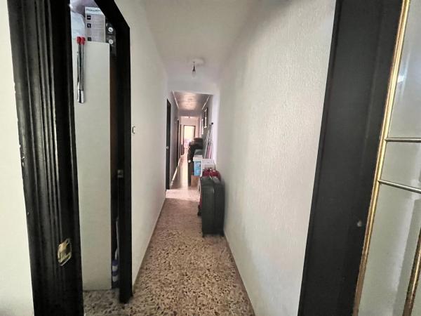 Piso en Barrio Carolinas Bajas