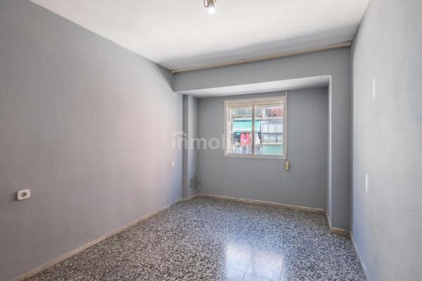 Piso en pasaje de Cox