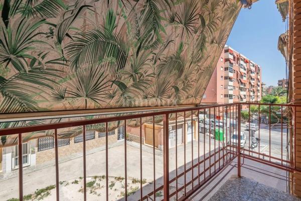 Piso en pasaje de Cox