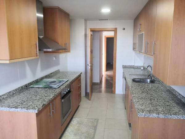 Piso en avenida Pintor Baeza, 14