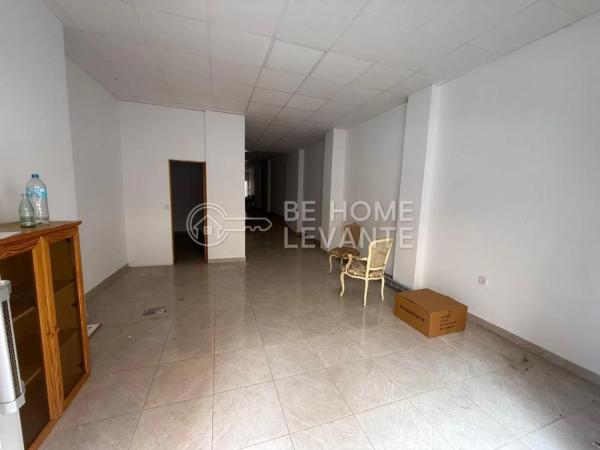 Estudio en Barrio Carolinas Altas