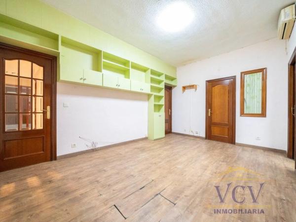 Piso en plaza de los Luceros