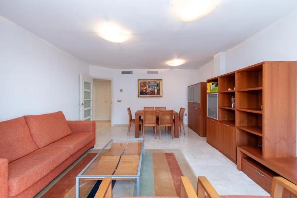 Piso en calle Castaños