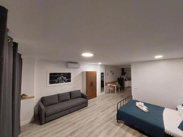 Estudio en avenida Benito Perez Galdos