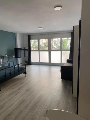 Estudio en avenida Benito Perez Galdos