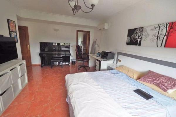 Casa independiente en calle Salvador García Muñoz