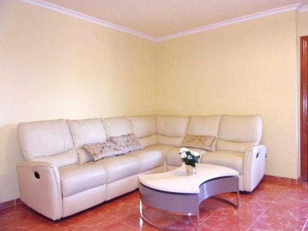 Casa independiente en calle Salvador García Muñoz