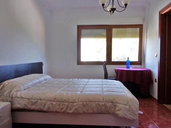 Casa independiente en calle Salvador García Muñoz