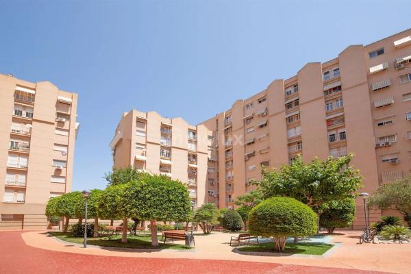 Piso en calle Esportista Juan Matos