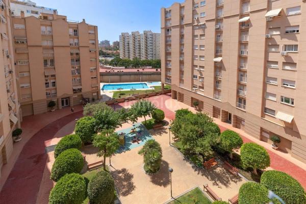 Piso en calle Esportista Juan Matos