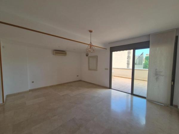 Dúplex en avenida Pintor Fernando Soria