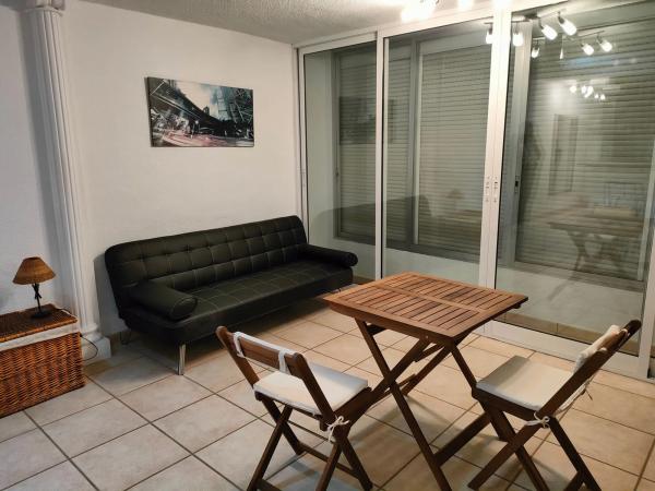 Estudio en avenida de Villajoyosa, 97