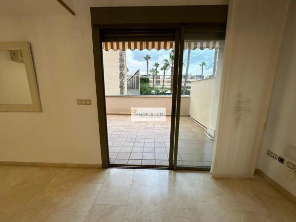 Dúplex en avenida Pintor Fernando Soria