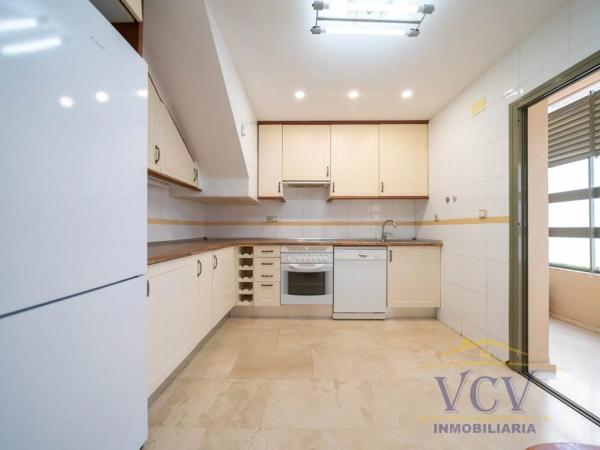 Dúplex en avenida Pintor Fernando Soria