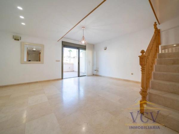 Dúplex en avenida Pintor Fernando Soria