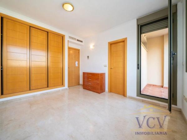 Dúplex en avenida Pintor Fernando Soria