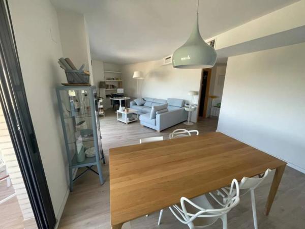 Piso en Barrio PAU 5