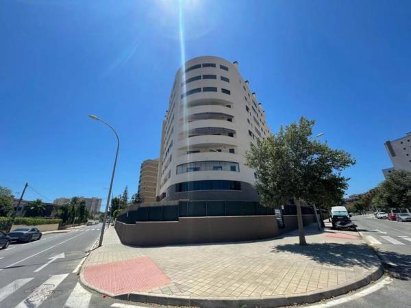 Piso en Barrio PAU 5