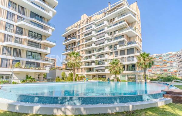 Piso en avenida Artista Remigio Soler López, 9