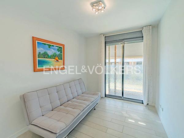 Piso en avenida Artista Remigio Soler López, 9