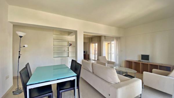 Piso en Cl Jaime Maria Buch