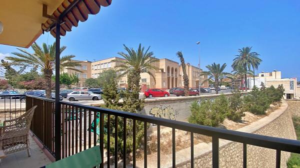 Piso en Cl Jaime Maria Buch