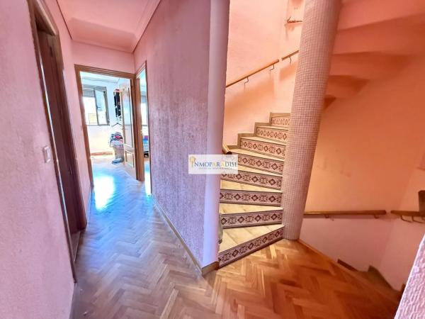 Chalet pareado en calle Rafal