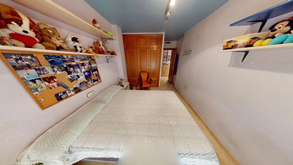 Chalet adosado en calle Ceuta