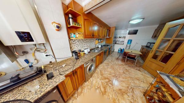 Chalet adosado en calle Ceuta