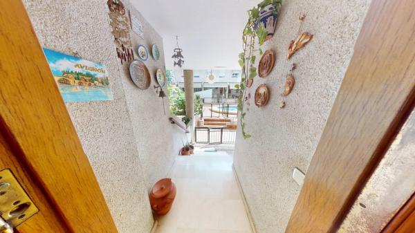 Chalet adosado en calle Ceuta