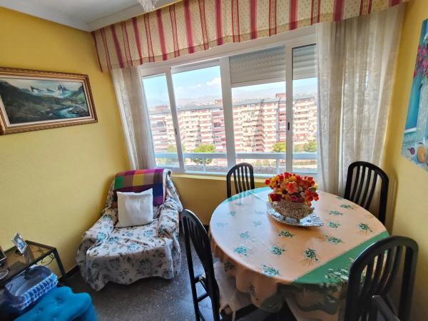 Piso en calle Pintor Pedro Camacho