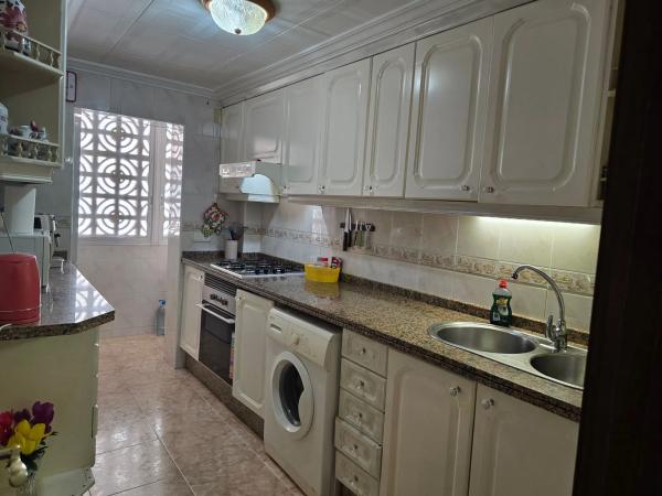 Piso en calle Economista German Bernacer, 14