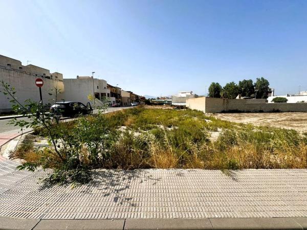 Terreno en calle Alcalde José Bru Mora, 7