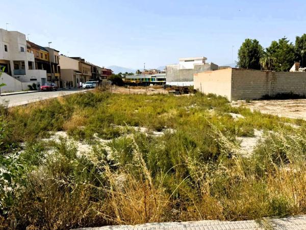 Terreno en calle Alcalde José Bru Mora, 7