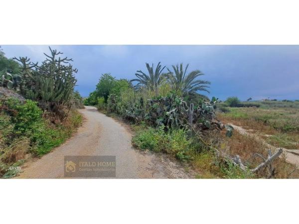 Terreno en calle Alfons Guillem