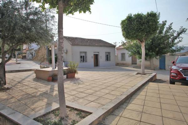 Terreno en calle Barranco, 2