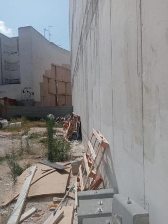 Terreno en calle Antonio Piniés, 14