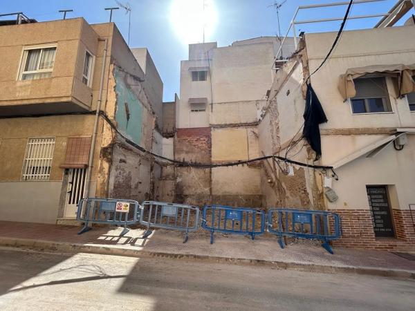 Terreno en calle de Antina, 3