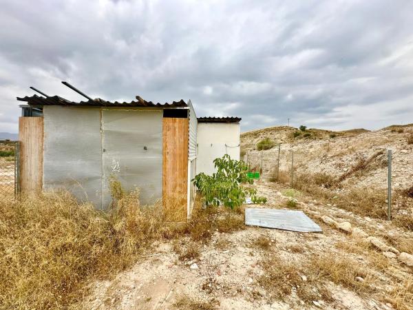 Terreno en Poligono 9
