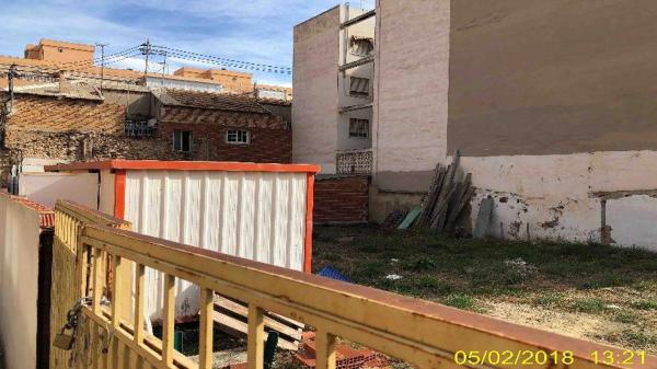 Terreno en calle Santa Cecilia