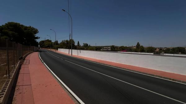 Terreno en calle Azahar, 23