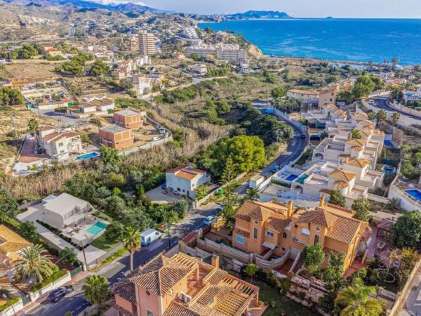 Terreno en calle de Torrevella, 39 -45