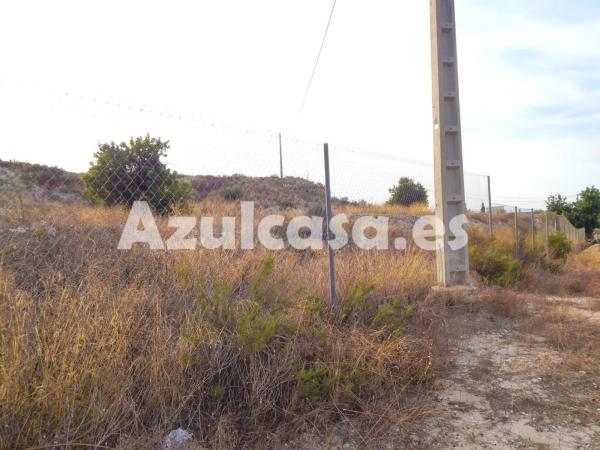 Terreno en calle Mar Tirreno