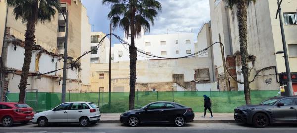 Terreno en avenida Ancha de Castelar, 168 -170-172
