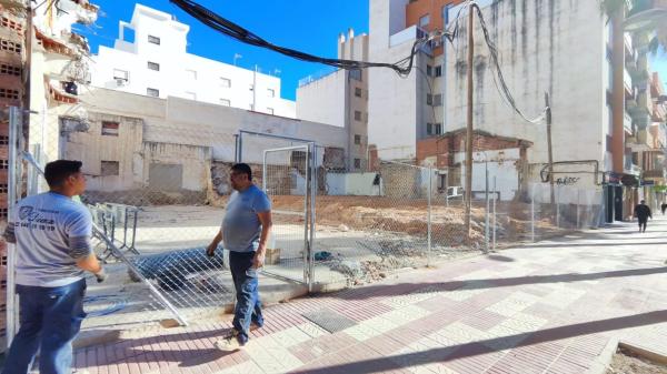 Terreno en avenida Ancha de Castelar, 168 -170-172