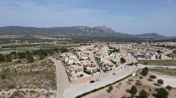 Terreno en calle Madrid