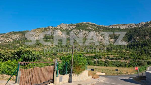 Terreno en Alcalalí