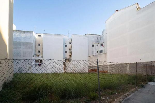 Terreno en avenida d'Alcoi