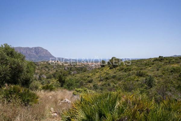 Terreno en Gata de Gorgos